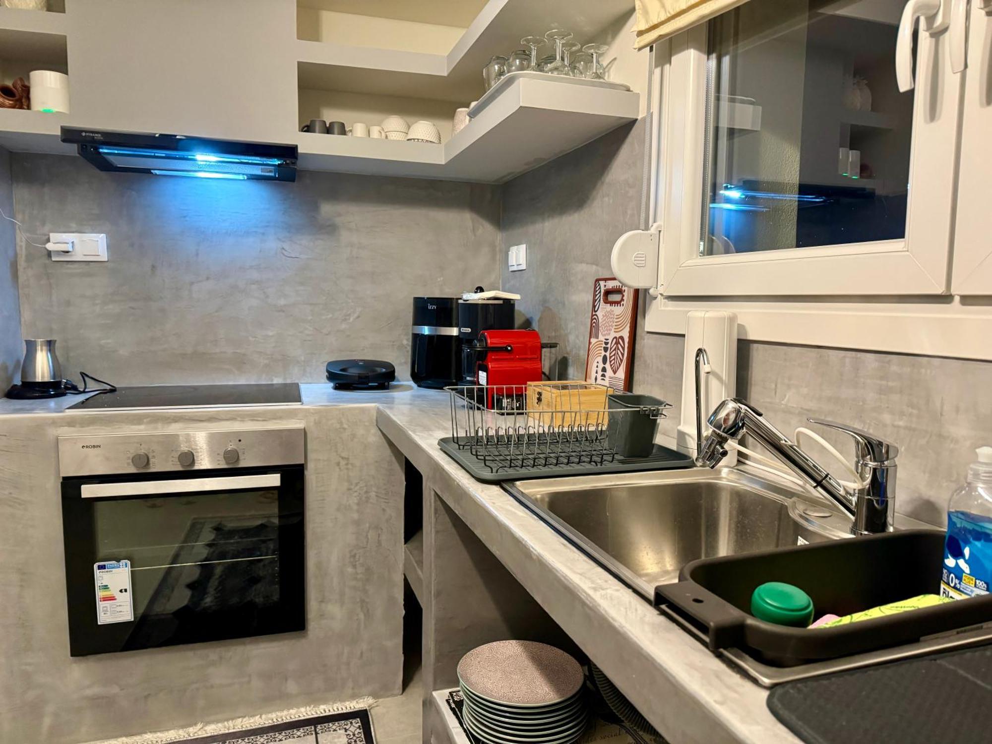 Apartament Modern Family Retreat Wolos Zewnętrze zdjęcie