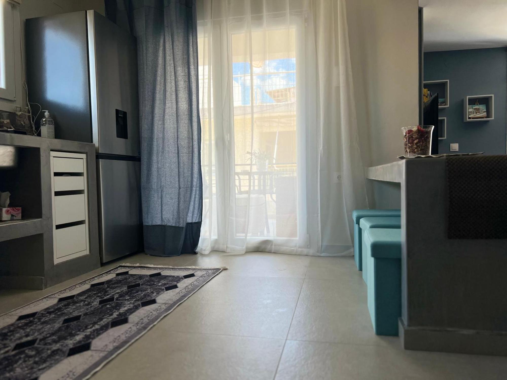 Apartament Modern Family Retreat Wolos Zewnętrze zdjęcie