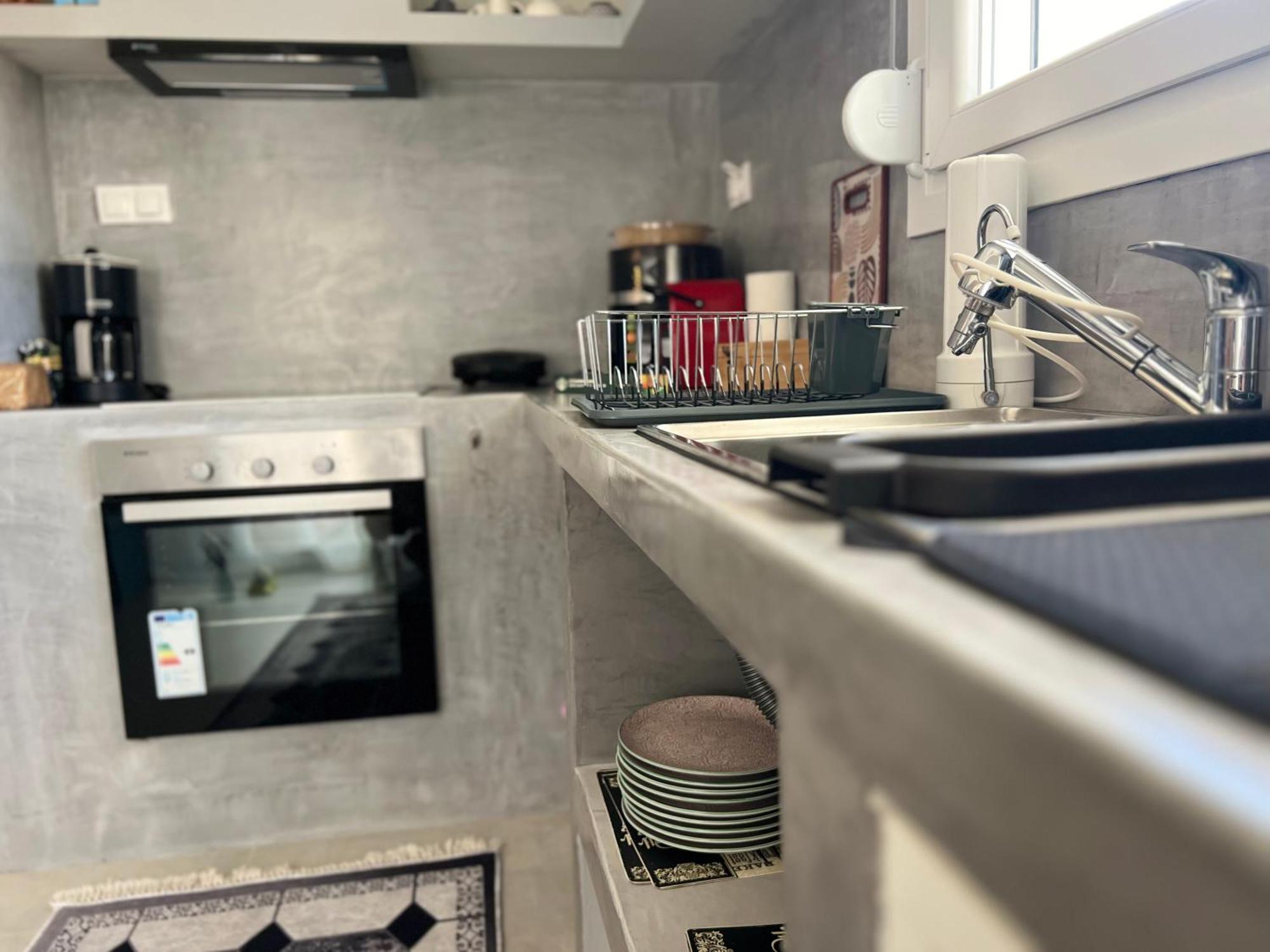 Apartament Modern Family Retreat Wolos Zewnętrze zdjęcie
