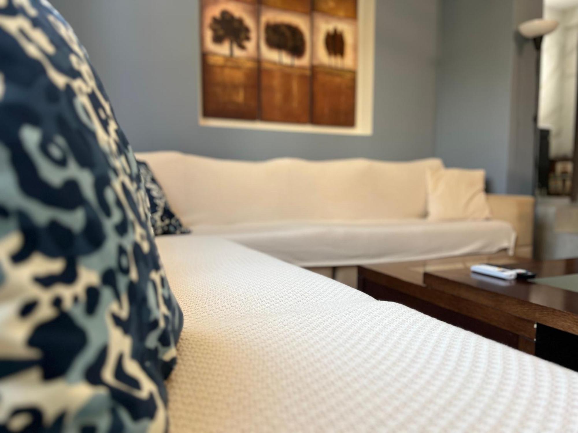 Apartament Modern Family Retreat Wolos Zewnętrze zdjęcie